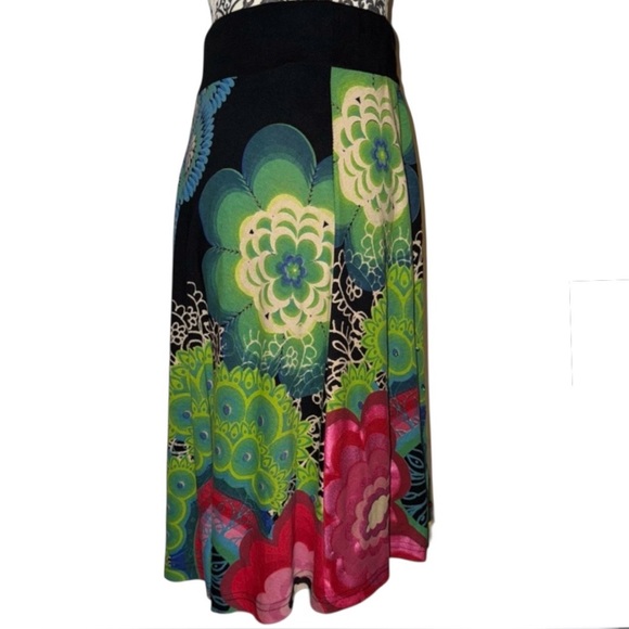 DESIGUAL A-line Knee Length Multicolor Elastic Waist Galactica Skirt - Picture 4 of 12